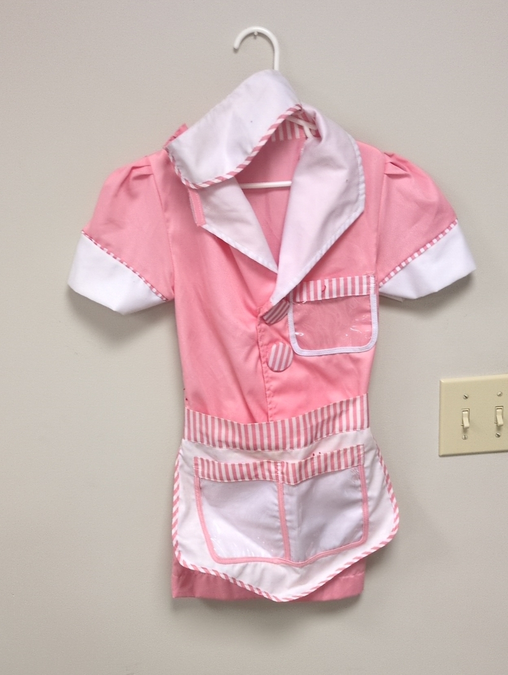 Melissa & Doug Pink and White Retro Diner Server Dress Costume